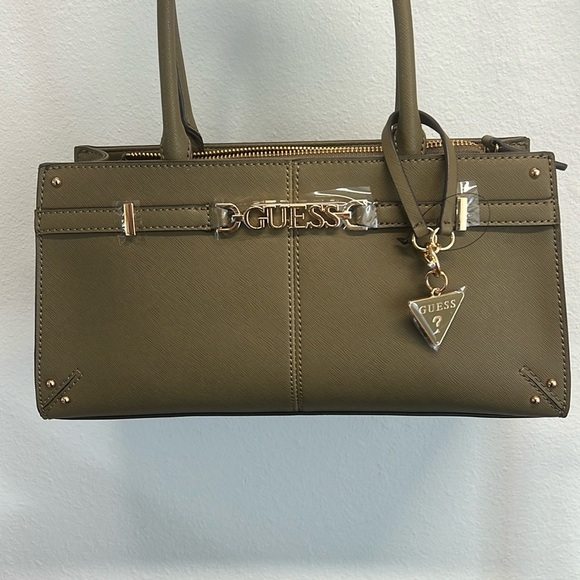 Guess | Olive Satchel w/Iconic Logo Bag Charm - Picture 15 of 16